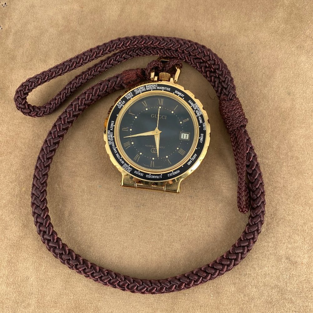 Almost NEW Gucci World Alarm Clock Vintage Rare Gucci Quartz Travel Alarm Clock - Picture 6 of 10